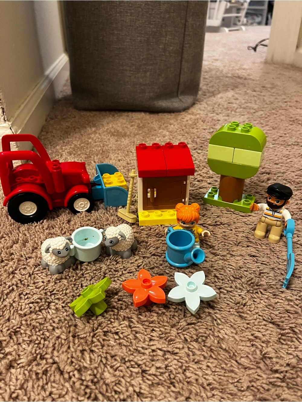 Lego Duplo Farm Tractor Blocks Playset - Picture 2 of 2